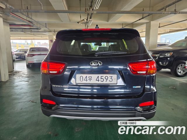 Kia Sorento Diesel 2.0 2WD Prestige 2018 — фото 4