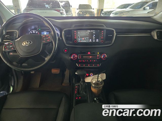 Kia Sorento Diesel 2.0 2WD Prestige 2018 — фото 7