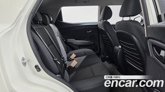 KG Mobility (SsangYong) Very New Tivoli Gasoline 1.5 2WD V1 2022 — фото 11