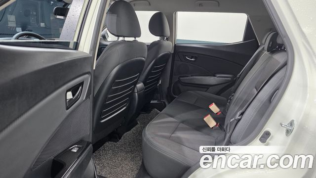 KG Mobility (SsangYong) Very New Tivoli Gasoline 1.5 2WD V1 2022 — фото 12