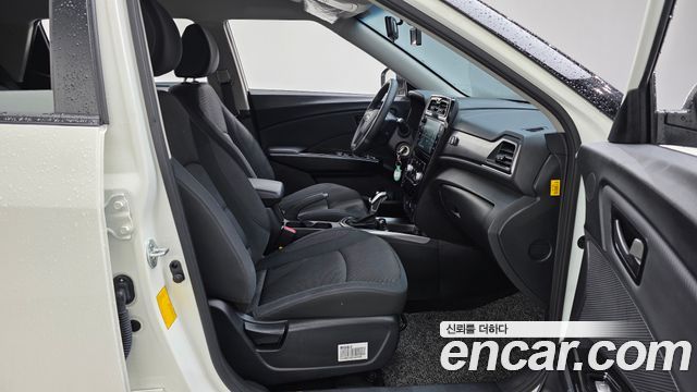 KG Mobility (SsangYong) Very New Tivoli Gasoline 1.5 2WD V1 2022 — фото 26
