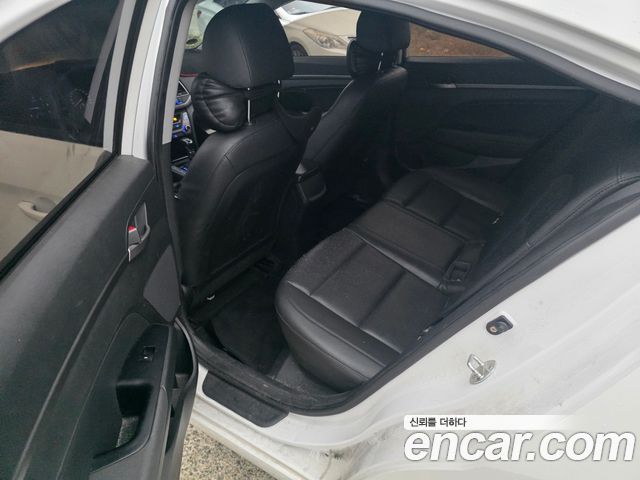 Hyundai Avante (AD) 1.6 GDI Smart 2017 — фото 6