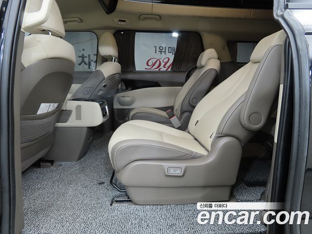 Kia Carnival (IV) HEV 9-Seater Hi-Limousine Signature 2025 — фото 6