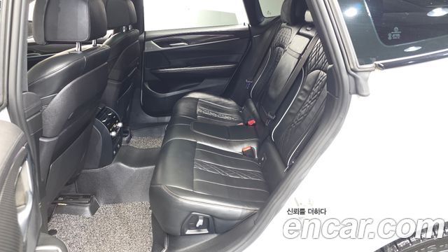 BMW 6 Series GT (G32) 630d xDrive M Sport 2018 — фото 11