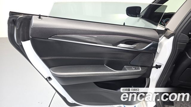 BMW 6 Series GT (G32) 630d xDrive M Sport 2018 — фото 25