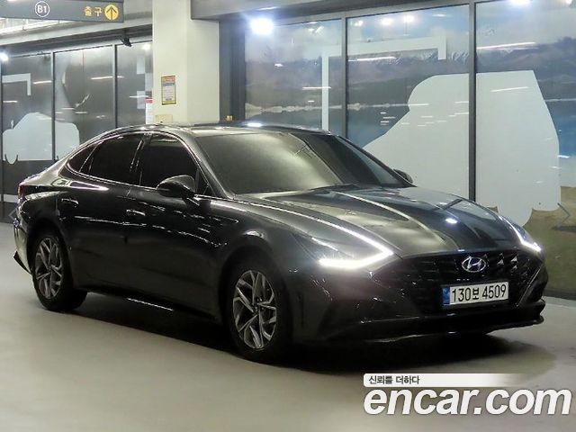 Hyundai Sonata (DN8) 2.0 Premium Plus