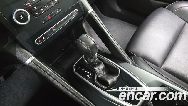 Renault Korea QM6 Quest 2.0 LPe LE 2WD 2024 — фото 9