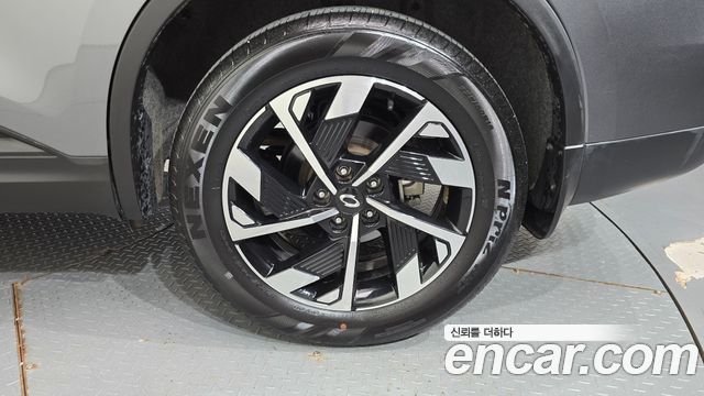 Renault Korea QM6 Quest 2.0 LPe LE 2WD 2024 — фото 21