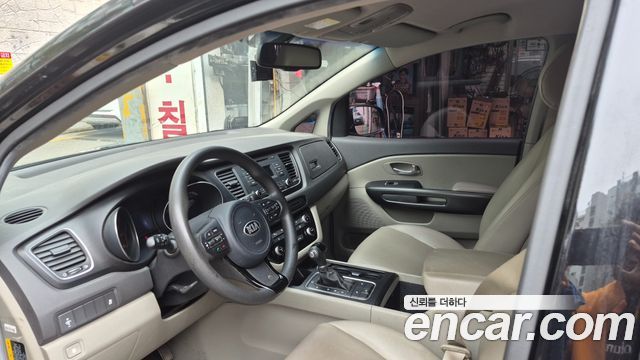 Kia Carnival 11-seater Deluxe 2015 — фото 5