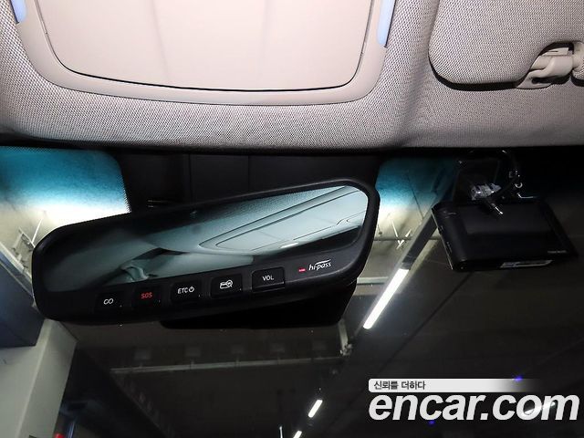 Genesis G80 3.3 GDI AWD Premium Luxury 2019 — фото 20