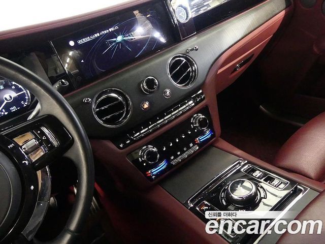 Rolls-Royce Ghost (II) 6.7 V12 2021 — фото 19