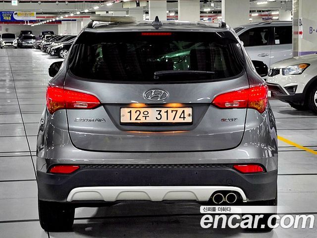 Hyundai Santa Fe (DM) Diesel(e-VGT) 2.0 2WD Exclusive 2015 — фото 15