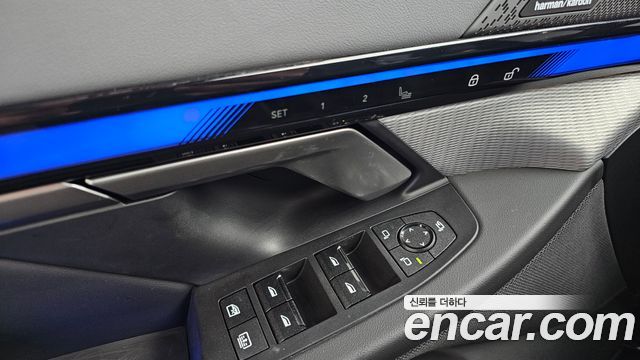 BMW 5 Series (G60) 530e M Sport 2024 — фото 35