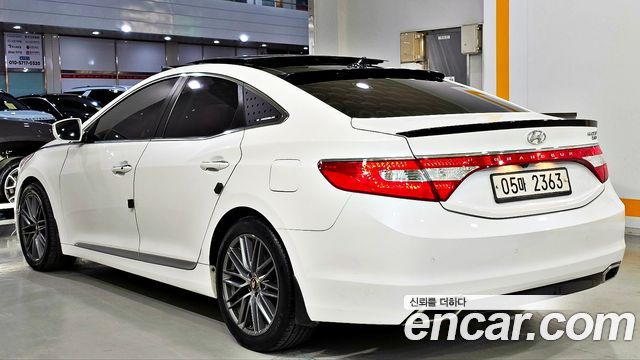 Hyundai Grandeur (HG) HG220 Diesel Premium 2015 — фото 6