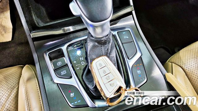 Hyundai Grandeur (HG) HG220 Diesel Premium 2015 — фото 16