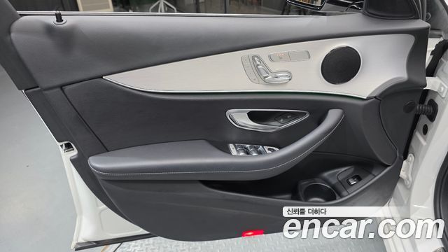 Mercedes-Benz E-Class (W213) E250 Avantgarde 2021 — фото 24