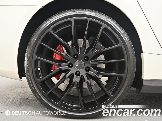 Maserati Quattroporte 3.0 V6 Granlusso 2019 — фото 5