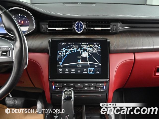 Maserati Quattroporte 3.0 V6 Granlusso 2019 — фото 18