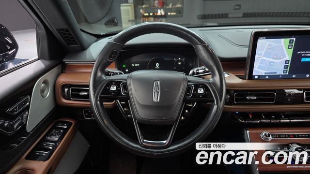 Lincoln Aviator (II) 3.0 RESERVE JET PACKAGE AWD 2023 — фото 12