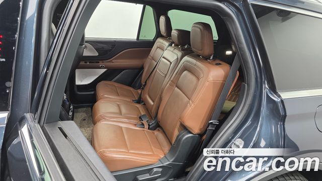 Lincoln Aviator (II) 3.0 RESERVE JET PACKAGE AWD 2023 — фото 26