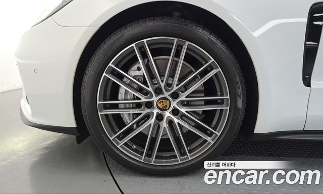Porsche Panamera (971) 2.9 AWD E-Hybrid Platinum Edition 2024 — фото 5