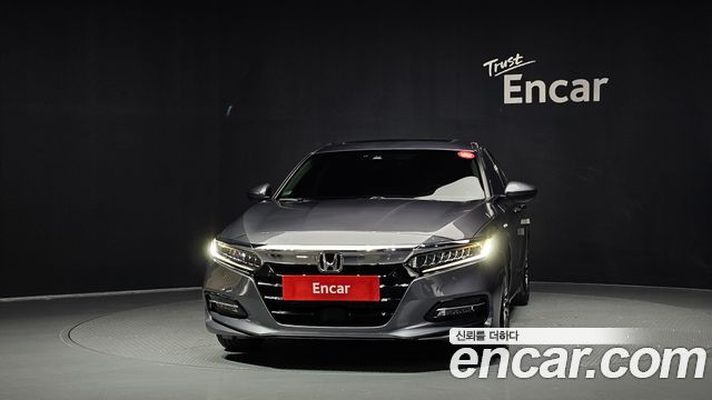 Honda Accord (X) 2.0 Hybrid Touring 2019 — фото 3