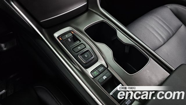 Honda Accord (X) 2.0 Hybrid Touring 2019 — фото 9