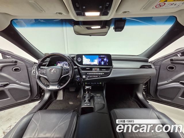 Lexus ES300h (VII) Luxury Plus 2022 — фото 7