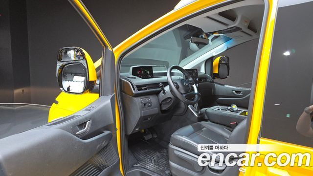 Hyundai Staria L3.5  Kinder Safety Car 15-Seater 2025 — фото 10
