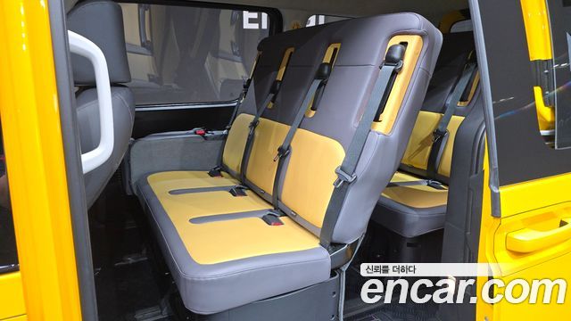 Hyundai Staria L3.5  Kinder Safety Car 15-Seater 2025 — фото 26