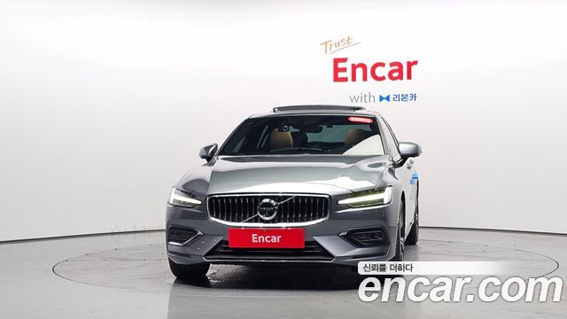 Volvo S60 (III) T5 Inscroption 2020 — фото 3