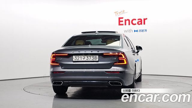 Volvo S60 (III) T5 Inscroption 2020 — фото 4
