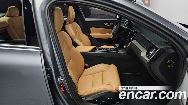 Volvo S60 (III) T5 Inscroption 2020 — фото 10