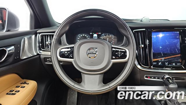 Volvo S60 (III) T5 Inscroption 2020 — фото 12