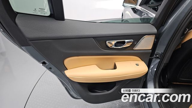 Volvo S60 (III) T5 Inscroption 2020 — фото 25