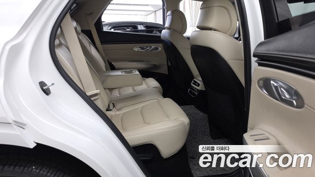 Genesis GV70 2.5T Gasoline 2WD 2024 — фото 12