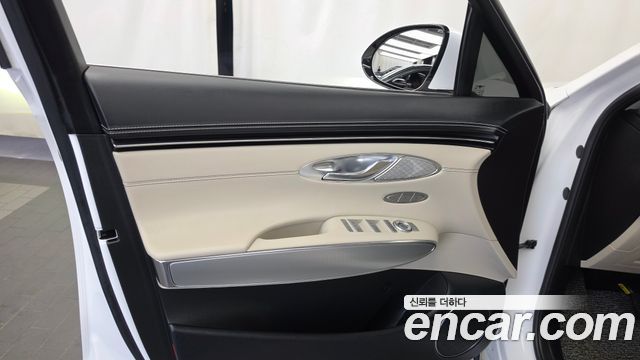 Genesis GV70 2.5T Gasoline 2WD 2024 — фото 24
