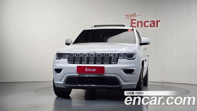 Jeep Grand Cherokee 3.0 Diesel Overland WK2 2018 — фото 3