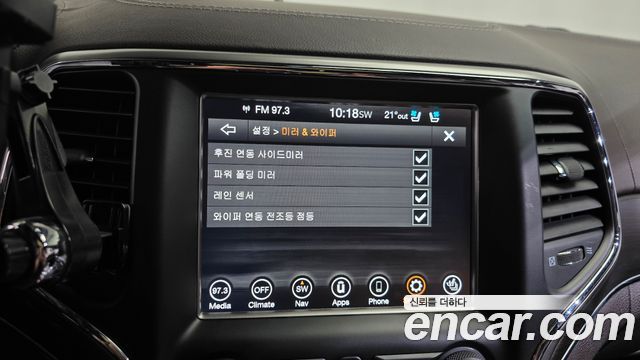 Jeep Grand Cherokee 3.0 Diesel Overland WK2 2018 — фото 30