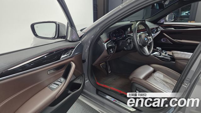 BMW 5 Series (G30) 530i xDrive M Sport Package 2022 — фото 10