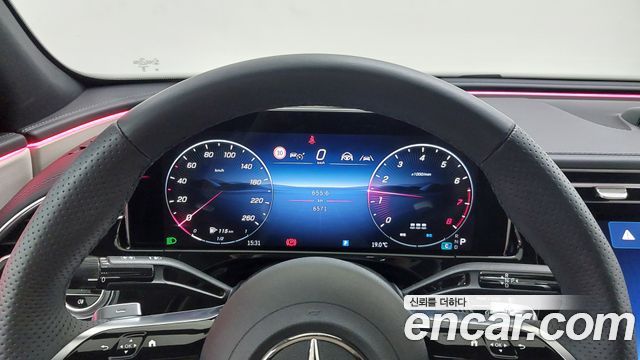 Mercedes-Benz E-Class (W214) E300 4MATIC AMG Line 2026 — фото 8