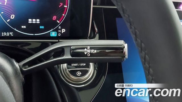 Mercedes-Benz E-Class (W214) E300 4MATIC AMG Line 2026 — фото 9
