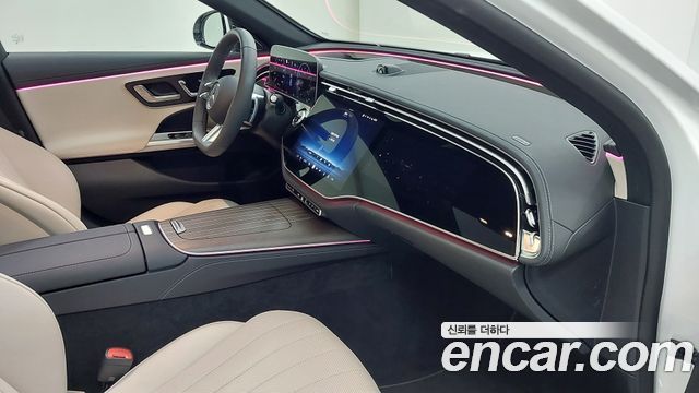 Mercedes-Benz E-Class (W214) E300 4MATIC AMG Line 2026 — фото 16
