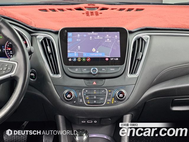 Chevrolet Malibu 2.0 Turbo LT Special 2019 — фото 18