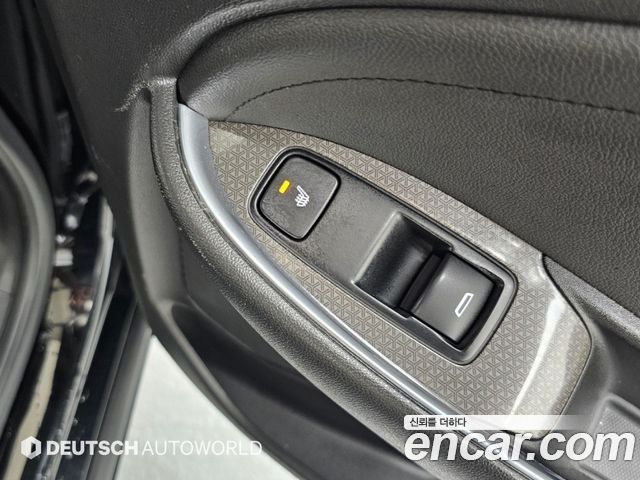 Chevrolet Malibu 2.0 Turbo LT Special 2019 — фото 20