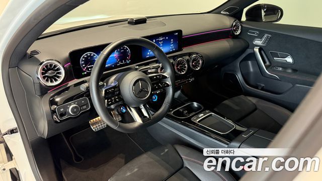 Mercedes-Benz A-Class (W177) AMG A45 S 4MATIC+ Hatchback 2025 — фото 19