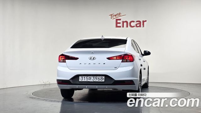 Hyundai Avante (AD) 1.6 Smart 2020 — фото 4