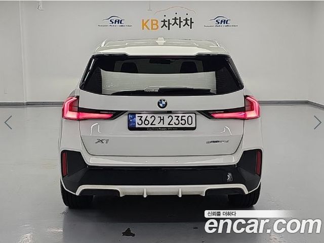 BMW X1 (U11) sDrive 18d M Sport 2024 — фото 3