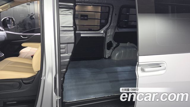Hyundai Staria Cargo 3-Seater Modern 2025 — фото 26