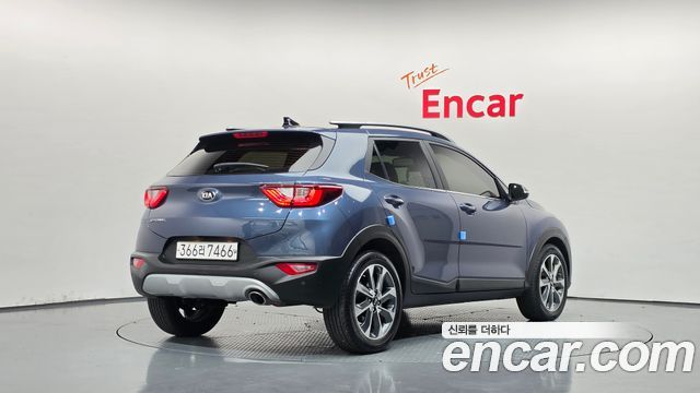 Kia Stonic 1.4 Prestige 2020 — фото 2